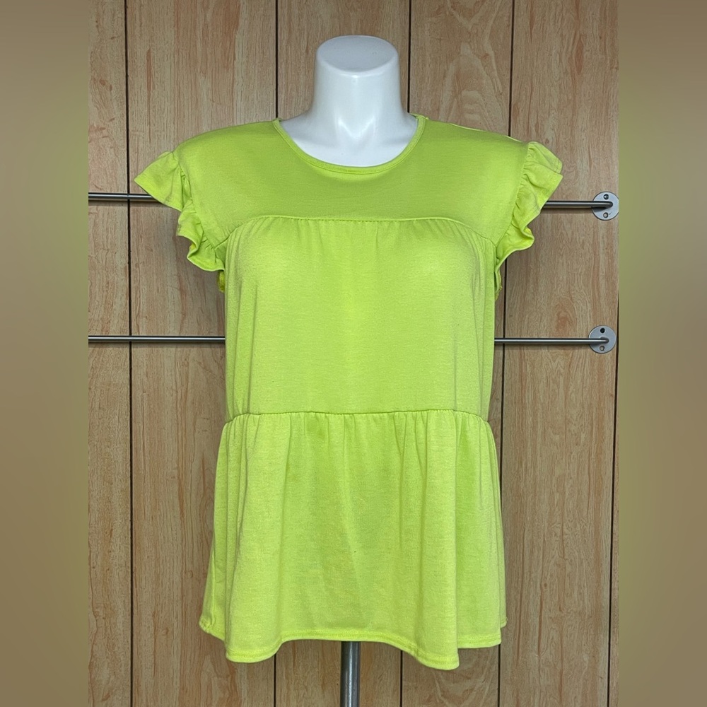 Perfect Peach Green Ruffled Flutter Sleeve BlouseSZ - L